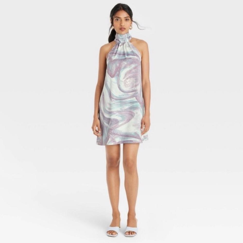 Flattering Halter neckline Print  Prom Dress